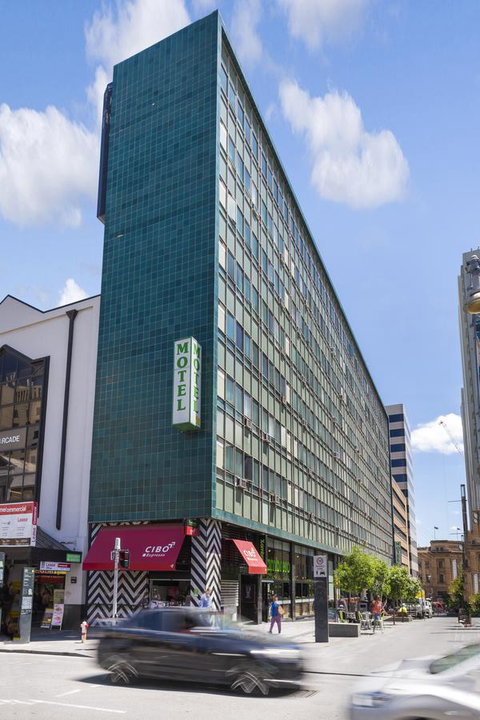 Cosmo On Bank - Hotel NSW 15