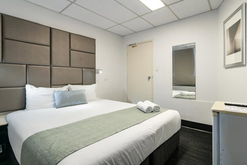 Cosmo On Bank - Hotel NSW 11