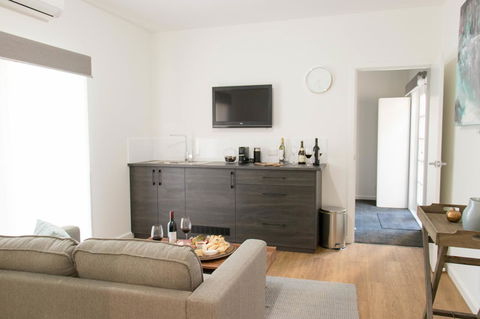 A Coonawarra Experience - Hotel NSW 5