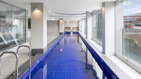 Oaks Adelaide Embassy Suites - Hotel NSW 8