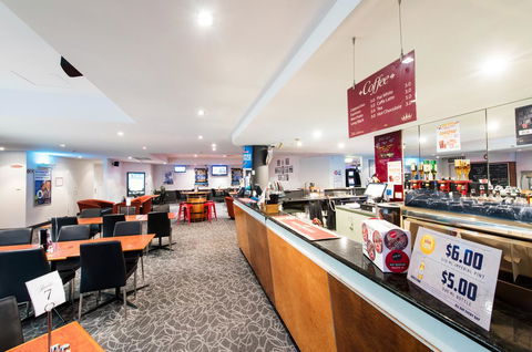 Nightcap At Rose & Crown Hotel - Hotel NSW 33