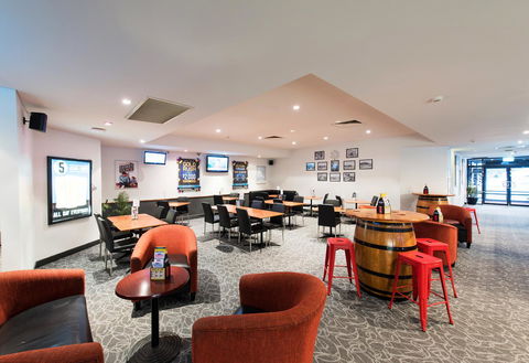 Nightcap At Rose & Crown Hotel - Hotel NSW 34