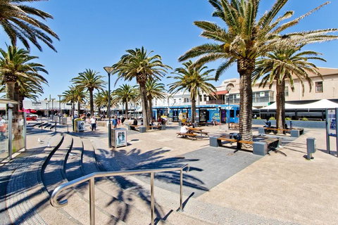 Glenelg Oasis Studios - Hotel NSW 14