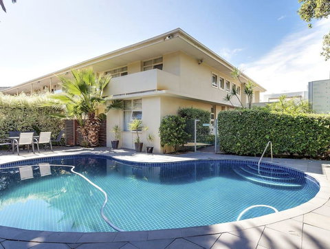 Glenelg Oasis Studios - Hotel NSW 2