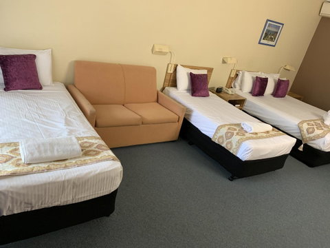 Cumberland Motor Inn - Hotel NSW 12