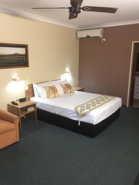 Cumberland Motor Inn - Hotel NSW 25