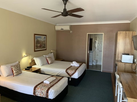Cumberland Motor Inn - Hotel NSW 13