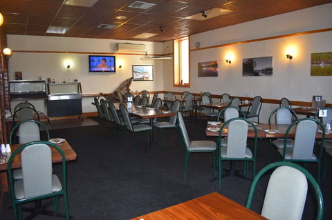 Commercial Hotel Morgan - Hotel NSW 7