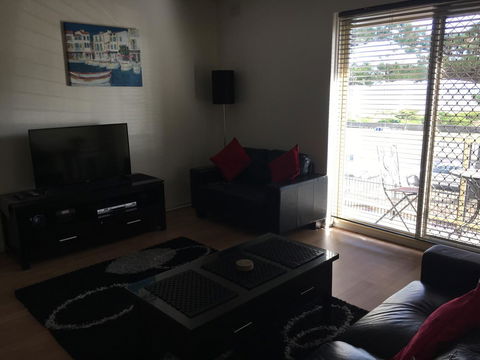 Adelaide - Semaphore Beach Front - Hotel NSW 2