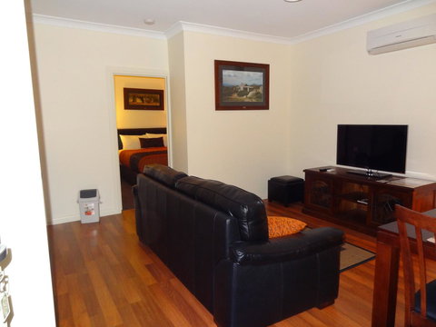 Hahndorf Oak Tree Cottages - Hotel NSW 10