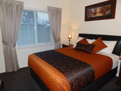 Hahndorf Oak Tree Cottages - Hotel NSW 3