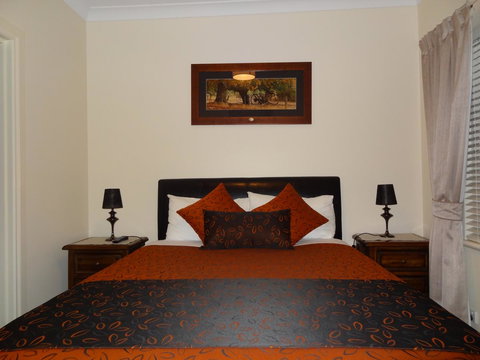 Hahndorf Oak Tree Cottages - Hotel NSW 4