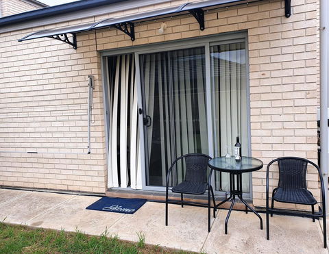 Explore Adelaide, Gawler, The Barossa And Clare Valleys All-in-one - Hotel NSW 14