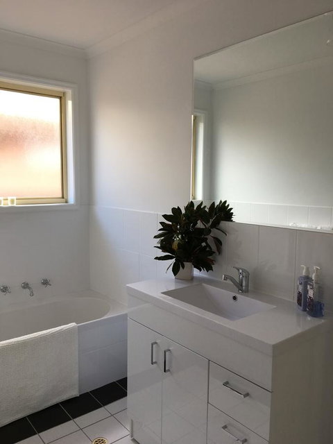 Windsor Gardens Home - Hotel NSW 11