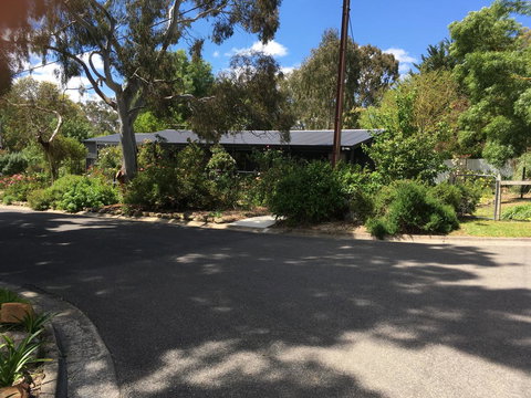 Hilltop Too - Hotel NSW 22