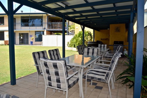 Longbeach Apartments - Hotel NSW 4