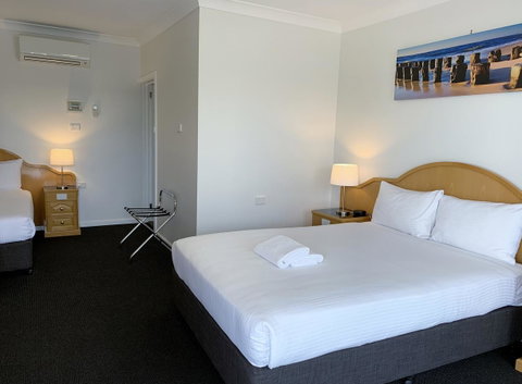 Hilton Beachfront Motel - Hotel NSW 2