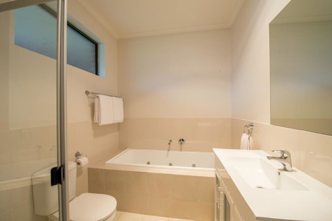 Clare Country Club - Hotel NSW 16