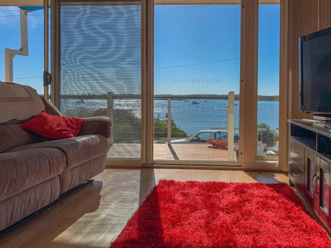 Seascape - Hotel NSW 3