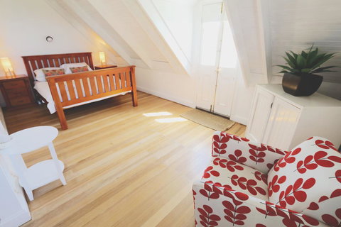 Caledonian Inn - Hotel NSW 6