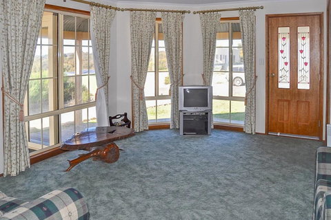 Baywatch - Hotel NSW 2