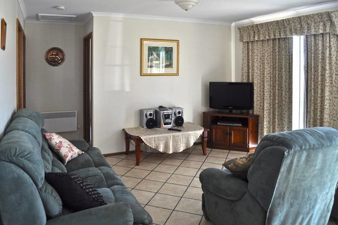 Baywatch - Hotel NSW 10