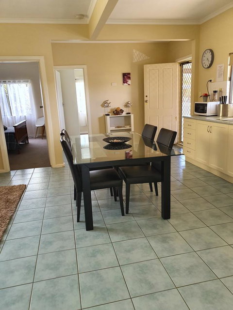 Super Central Location - Hotel NSW 0