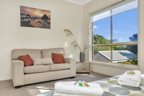 The Lighthouse - Port Willunga - C21 SouthCoast Holidays - Hotel NSW 4