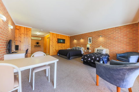 Country Roads Motor Inn Naracoorte - Hotel NSW 25