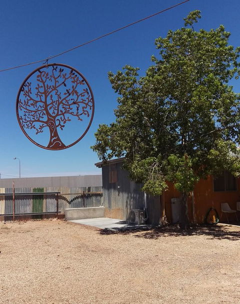 Desert Gum Retreat Gough St - Hotel NSW 23