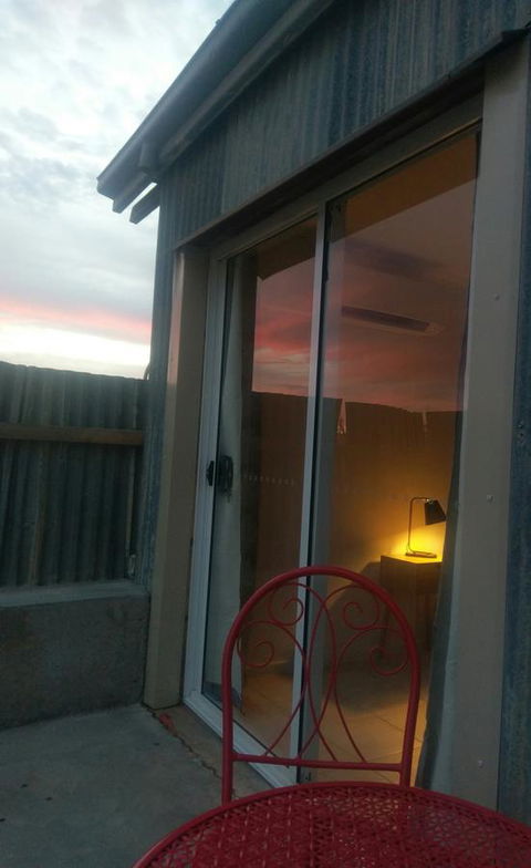 Desert Gum Retreat Gough St - Hotel NSW 21