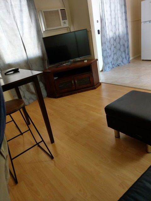 Desert Gum Retreat Gough St - Hotel NSW 2