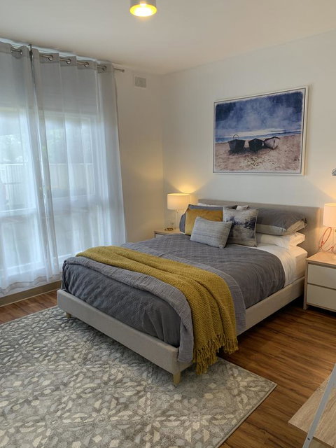 Sunshine Three - Hotel NSW 22