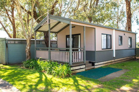 Kalganyi Holiday Park - Hotel NSW 24