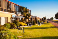 Book Kingston Accommodation Vacations Hotel NSW Hotel NSW
