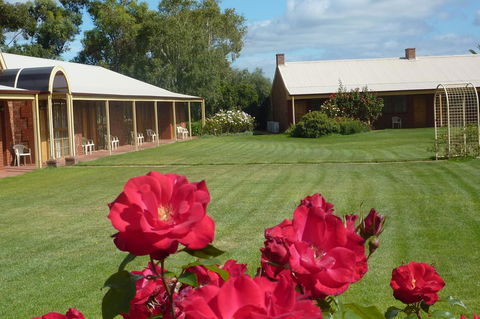 Coonawarra Place Motor Inn - Hotel NSW 0