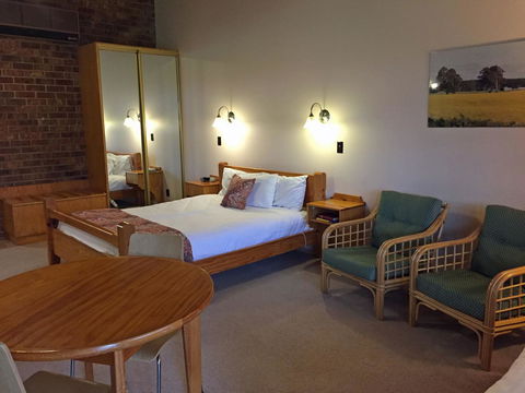 Coonawarra Place Motor Inn - Hotel NSW 27