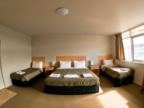 Highway One Motel - Hotel NSW 1