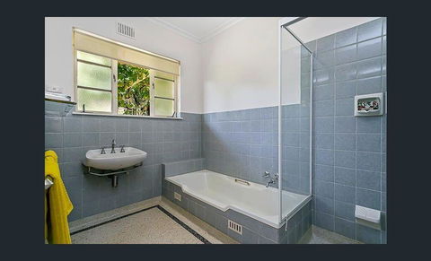 Stunning House With Beautiful Entertainment Area!! - Hotel NSW 11
