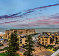 Glenelg Skyline Beachfront Penthouse Adelaide - Hotel NSW