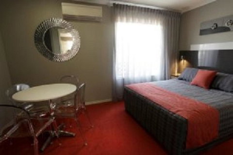 Cattlemans Country Motor Inn & Serviced Apartments - Hotel NSW 21