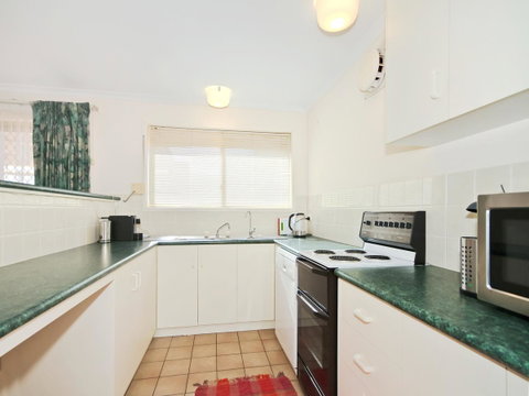 Moana Magic - C21 SouthCoast Holidays - Hotel NSW 3