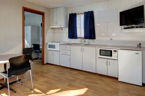 Gawler Caravan Park - Hotel NSW 3