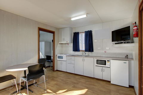 Gawler Caravan Park - Hotel NSW 2