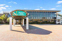 Book Bunbury Accommodation Vacations Hotel NSW Hotel NSW