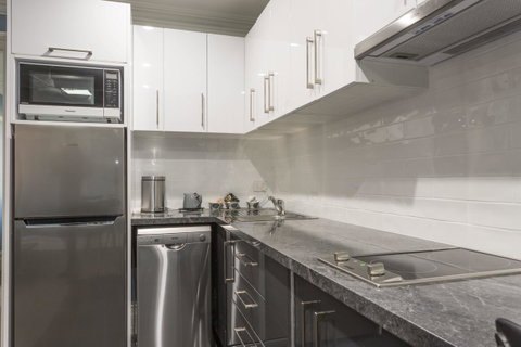 Blue Door Apartments - Hotel NSW 10