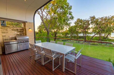 Aqua Resort Busselton - Hotel NSW 3