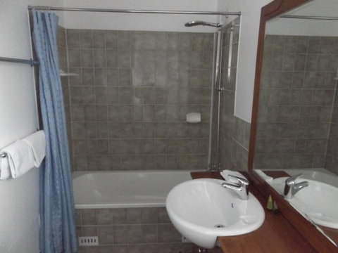 Ben Chifley Motor Inn - Hotel NSW 7