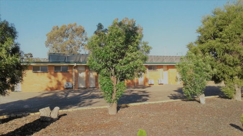 Junee Motor Inn - Hotel NSW 7
