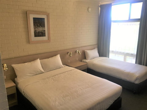 Junee Motor Inn - Hotel NSW 15